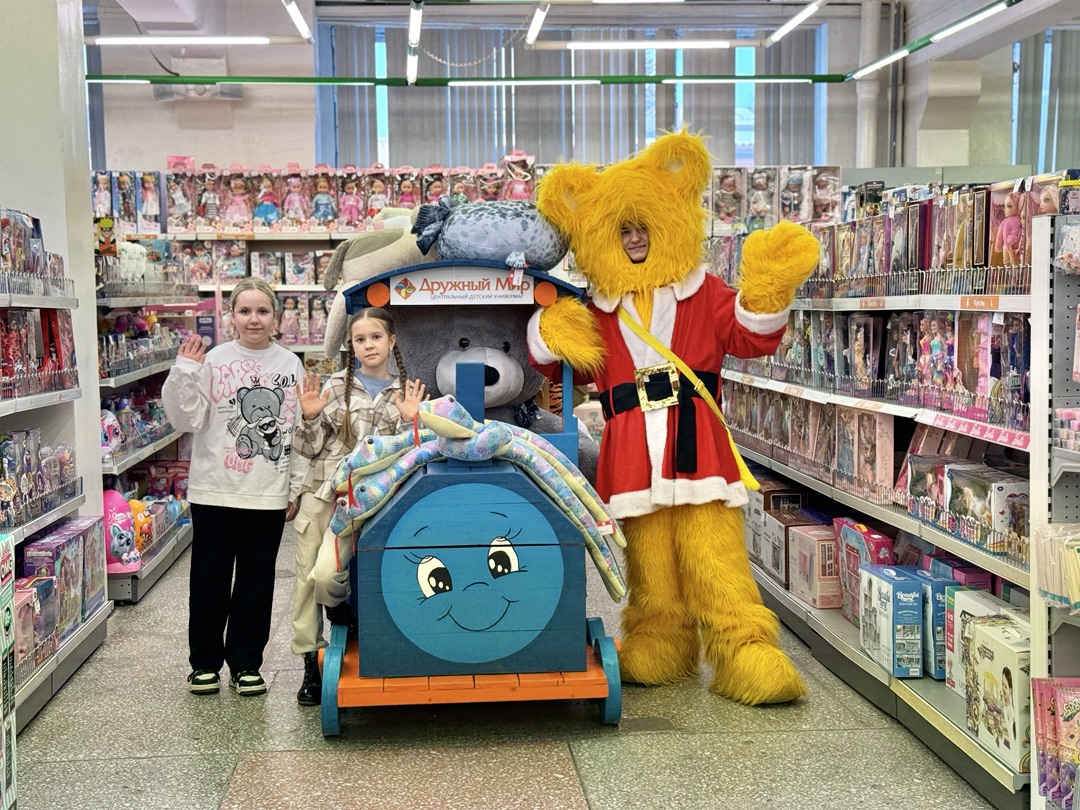 Приглашаем детей на новогодний праздник!